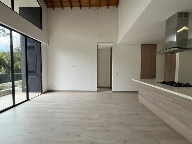 Apartamento de 2 alcobas en venta en Los Salados, El Retiro, 95 m² · foto 3 de 19