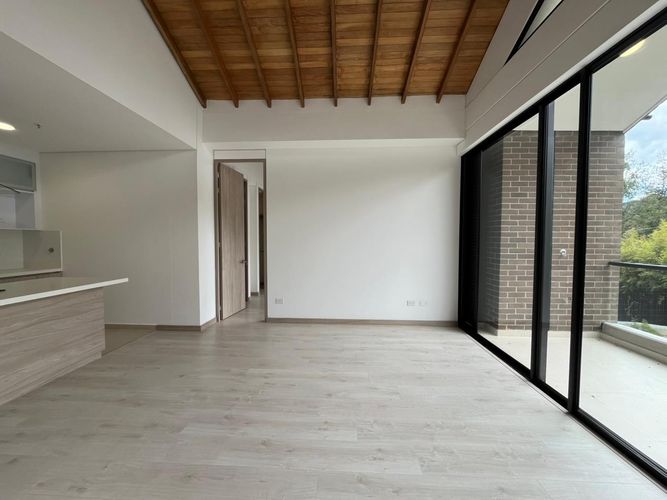 Apartamento de 2 alcobas en venta en Los Salados, El Retiro, 95 m² · foto 4 de 19