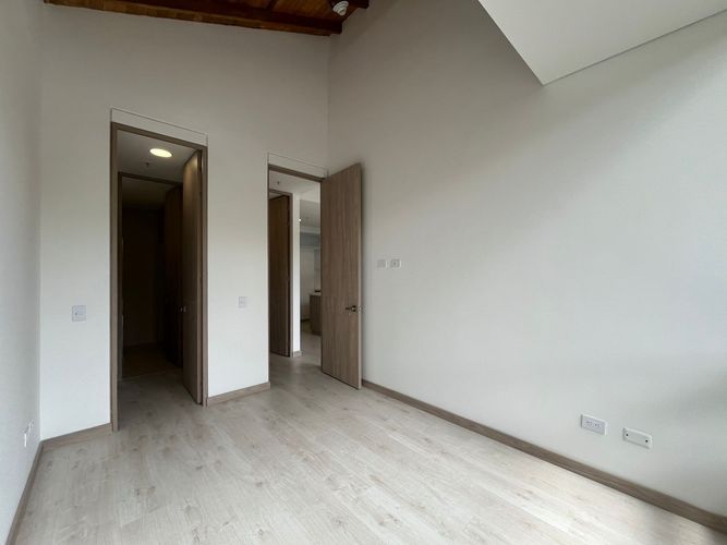 Apartamento de 2 alcobas en venta en Los Salados, El Retiro, 95 m² · foto 13 de 19