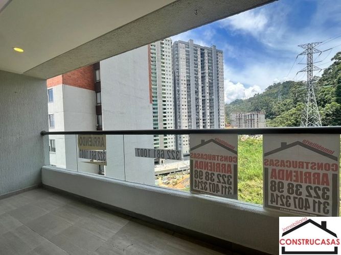 Apartamento de 3 alcobas en arriendo en Prados De Sabaneta, Sabaneta, 80 m² · foto 5 de 23