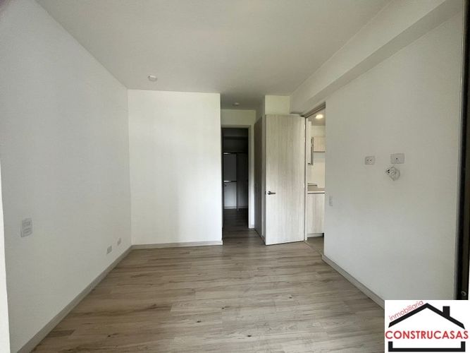 Apartamento de 3 alcobas en arriendo en Prados De Sabaneta, Sabaneta, 80 m² · foto 7 de 23