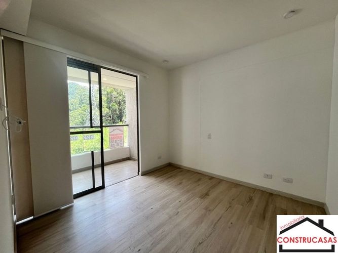 Apartamento de 3 alcobas en arriendo en Prados De Sabaneta, Sabaneta, 80 m² · foto 11 de 23