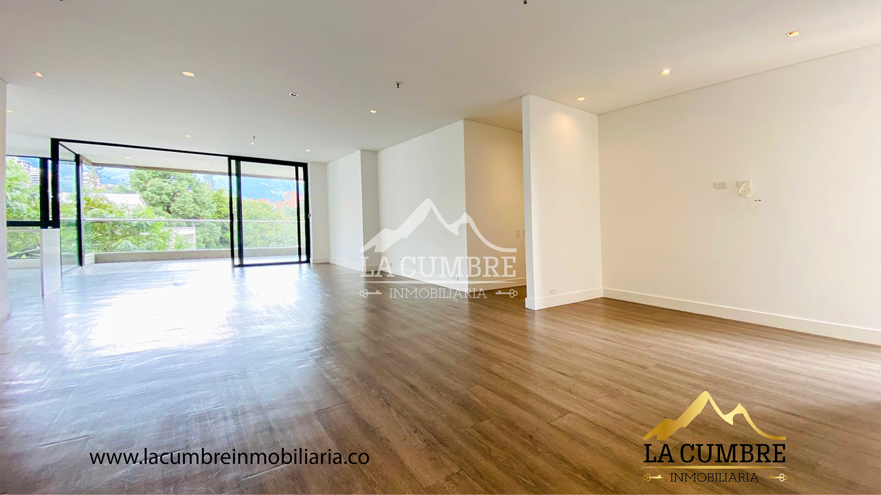 Apartamento en arriendo en Los Balsos, Medellín · foto 3 de 18