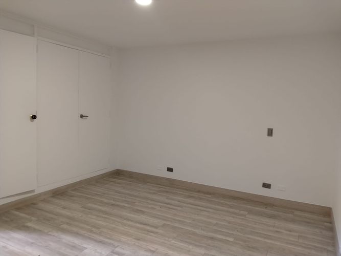Apartamento de 3 alcobas en venta en El Poblado, Medellín, 187 m² · foto 11 de 19