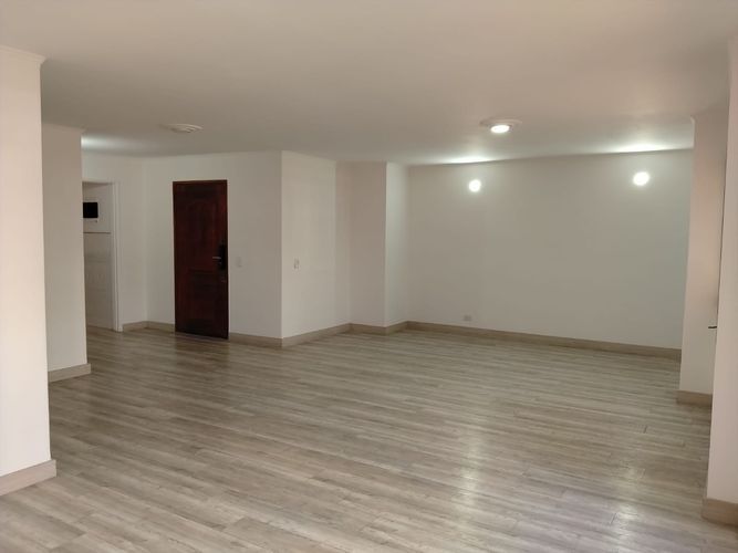 Apartamento de 3 alcobas en venta en El Poblado, Medellín, 187 m² · foto 12 de 19