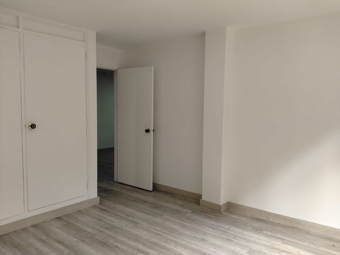 Apartamento de 3 alcobas en venta en El Poblado, Medellín, 187 m² · foto 14 de 19