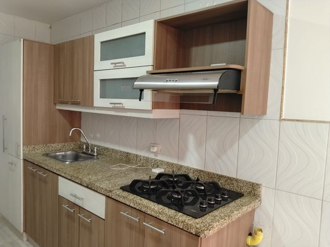 Apartamento de 3 alcobas en venta en El Poblado, Medellín, 187 m² · foto 9 de 19