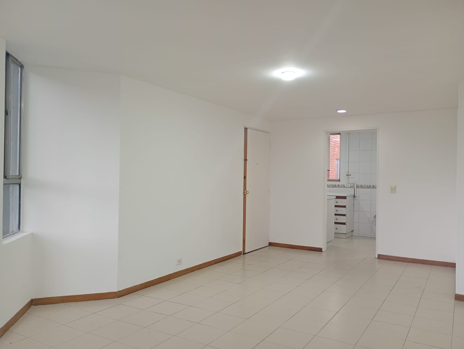 Apartamento en arriendo en Laureles, Medellín · foto 2 de 17