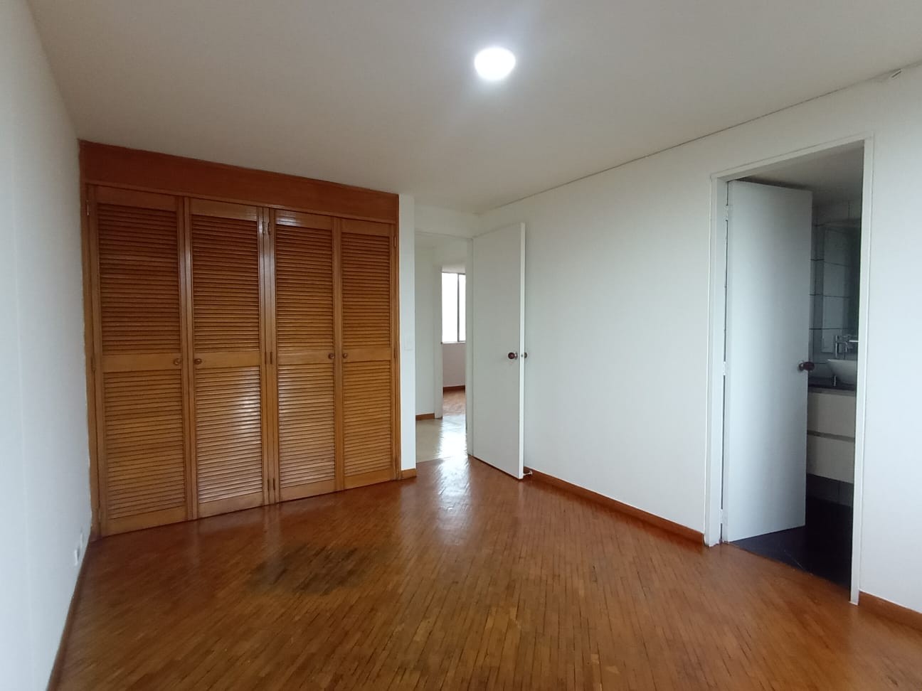 Apartamento en arriendo en Laureles, Medellín · foto 12 de 17