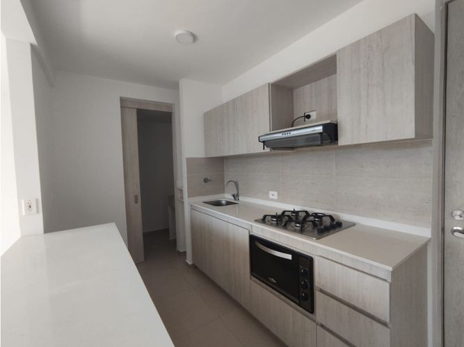 Apartamento de 3 alcobas en arriendo en Santa Ana, Rionegro, 80 m² · foto 2 de 18