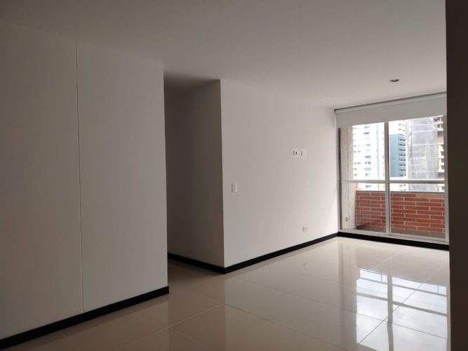 Apartamento de 3 alcobas en arriendo en Villa Carlota, Medellín, 70 m² · foto 5 de 20