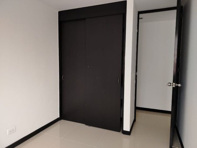 Apartamento de 3 alcobas en arriendo en Villa Carlota, Medellín, 70 m² · foto 11 de 20