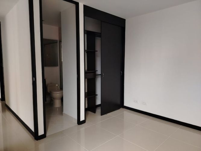 Apartamento de 3 alcobas en arriendo en Villa Carlota, Medellín, 70 m² · foto 13 de 20