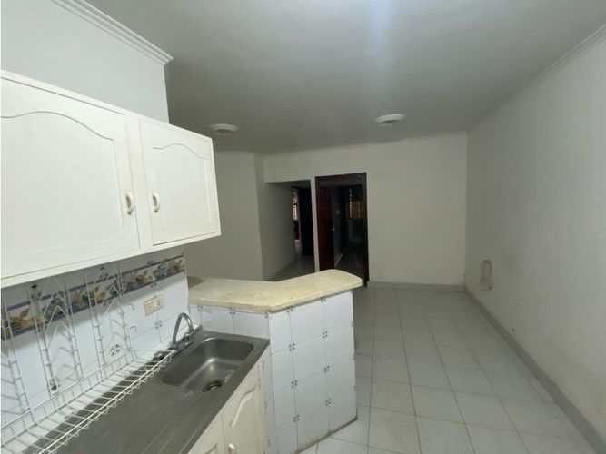 Casa de 6 alcobas en venta en San Pedro, Cartagena, 150 m² · foto 4 de 7
