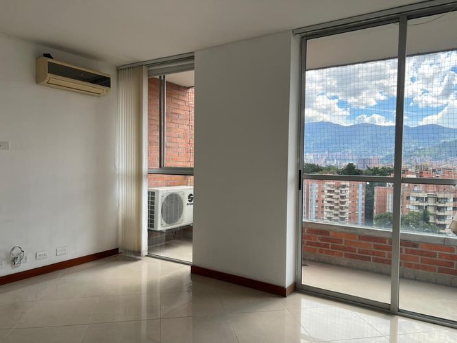 Apartamento de 3 alcobas en arriendo en Loma Benedictinos, Envigado, 150 m² · foto 6 de 18