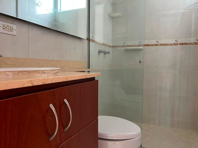 Apartamento de 3 alcobas en arriendo en Loma Benedictinos, Envigado, 150 m² · foto 16 de 18