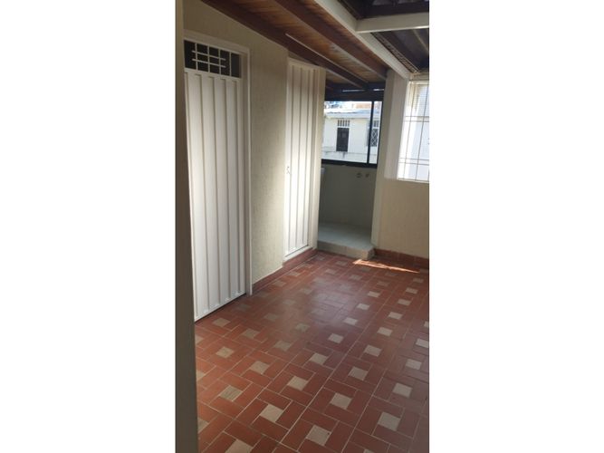 Casa de 6 alcobas en venta en Granjas De Provenza, Bucaramanga, 280 m² · foto 10 de 18