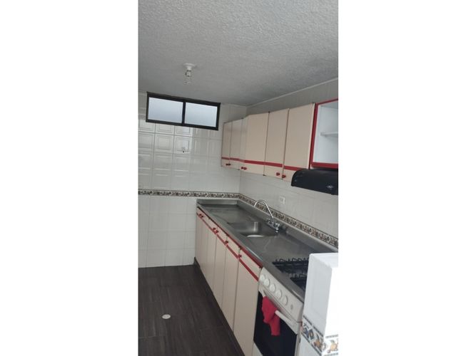 Casa de 6 alcobas en venta en Granjas De Provenza, Bucaramanga, 280 m² · foto 12 de 18