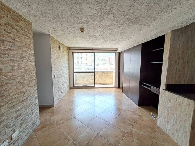 Apartamento de 4 alcobas en venta en Niquia, Bello, 76 m² · foto 3 de 24