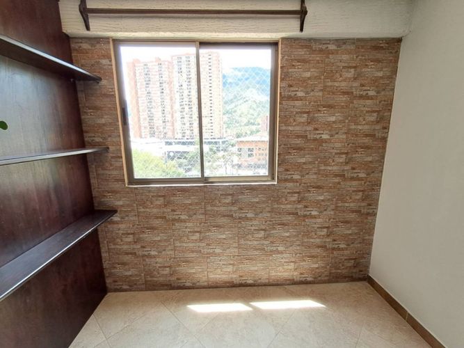 Apartamento de 4 alcobas en venta en Niquia, Bello, 76 m² · foto 12 de 24