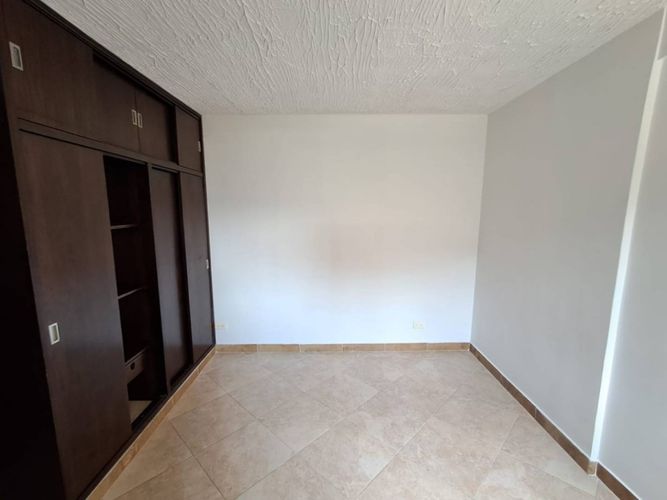 Apartamento de 4 alcobas en venta en Niquia, Bello, 76 m² · foto 15 de 24