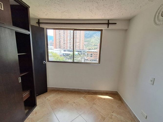 Apartamento de 4 alcobas en venta en Niquia, Bello, 76 m² · foto 16 de 24