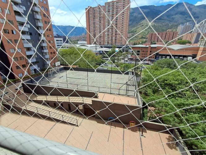 Apartamento de 4 alcobas en venta en Niquia, Bello, 76 m² · foto 22 de 24