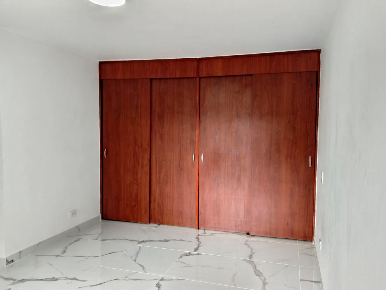 Apartamento en arriendo en Villa Carlota, Medellín · foto 13 de 19