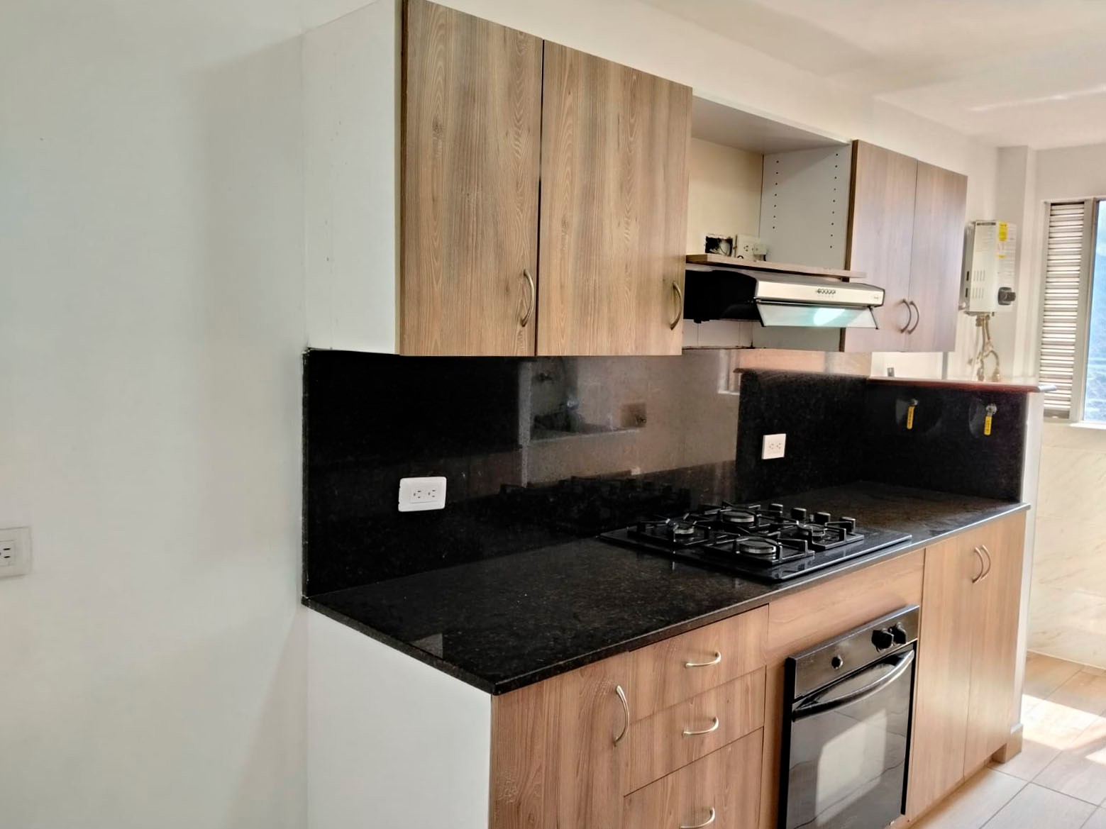 Apartamento en arriendo en Villa Carlota, Medellín · foto 6 de 19