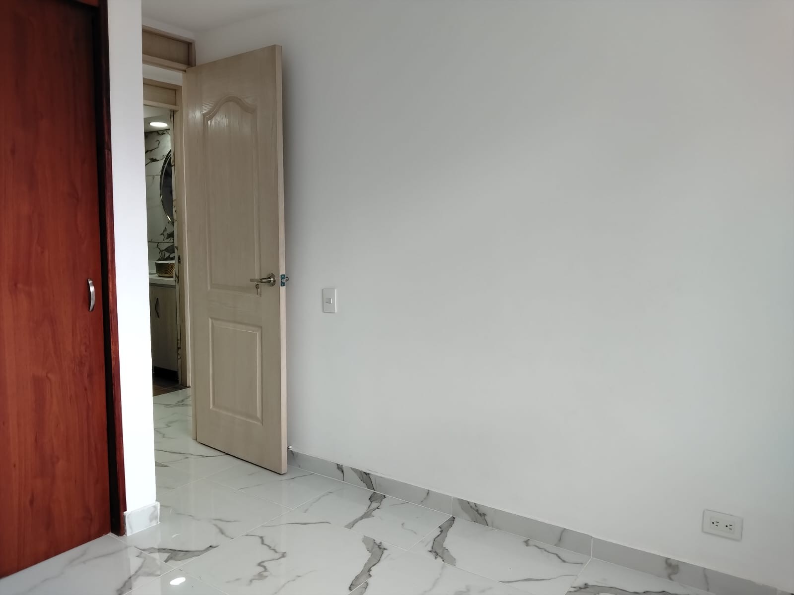 Apartamento en arriendo en Villa Carlota, Medellín · foto 15 de 19