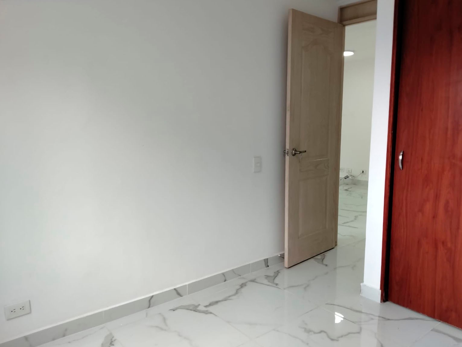 Apartamento en arriendo en Villa Carlota, Medellín · foto 17 de 19