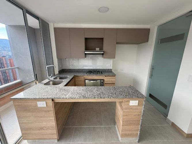 Apartamento de 3 alcobas en arriendo en La Doctora, Sabaneta, 75 m² · foto 6 de 24