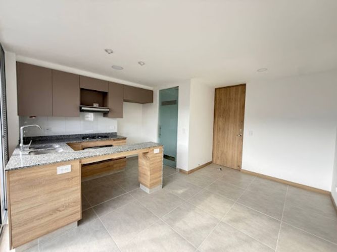 Apartamento de 3 alcobas en arriendo en La Doctora, Sabaneta, 75 m² · foto 7 de 24