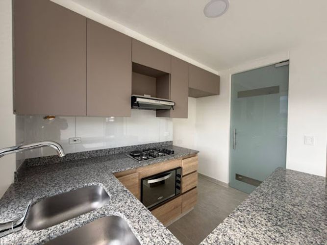 Apartamento de 3 alcobas en arriendo en La Doctora, Sabaneta, 75 m² · foto 8 de 24