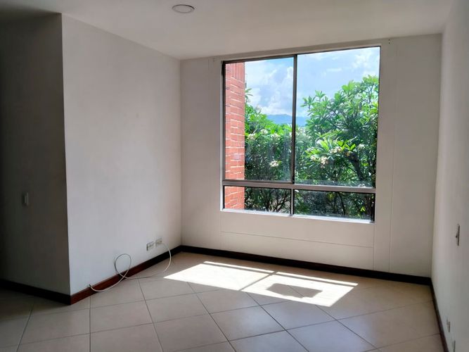 Apartamento de 3 alcobas en arriendo en Castropol, Medellín, 100 m² · foto 16 de 19