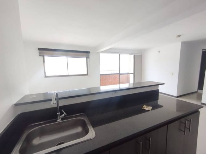 Apartamento de 3 alcobas en venta en Niquia, Copacabana, 76 m² · foto 5 de 12