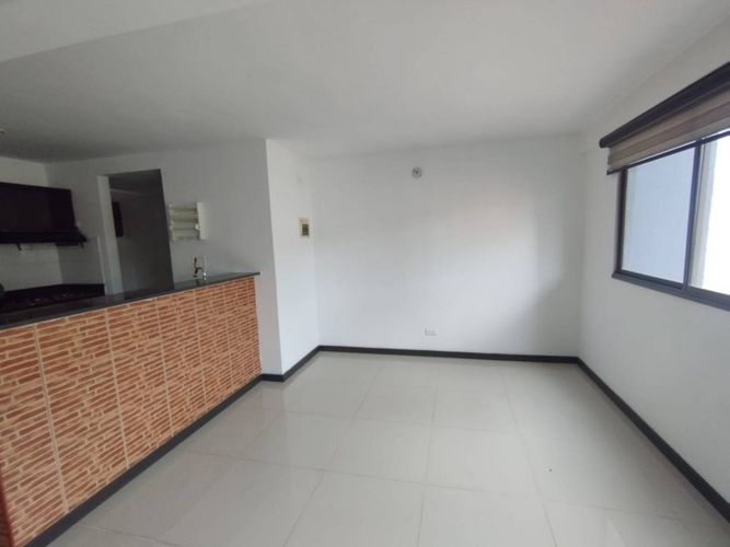 Apartamento de 3 alcobas en venta en Niquia, Copacabana, 76 m² · foto 6 de 12
