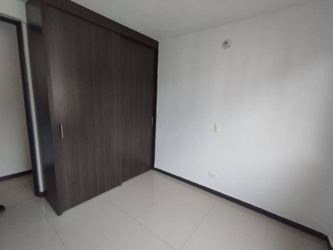 Apartamento de 3 alcobas en venta en Niquia, Copacabana, 76 m² · foto 9 de 12