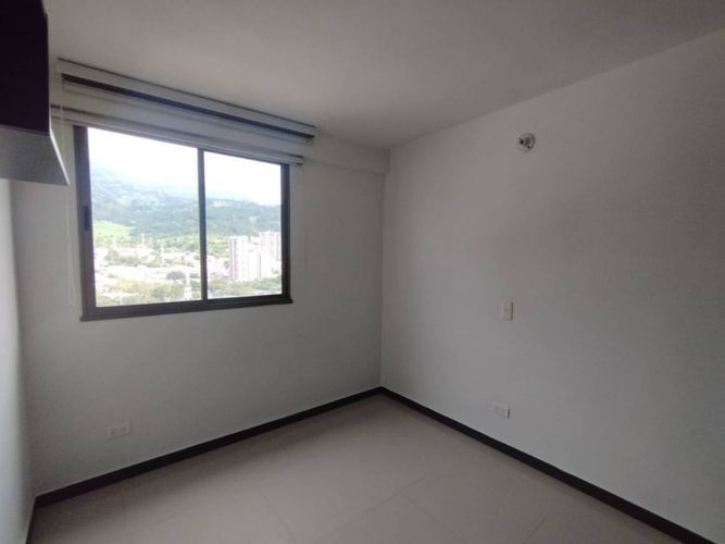 Apartamento de 3 alcobas en venta en Niquia, Copacabana, 76 m² · foto 10 de 12