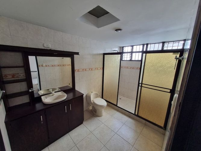 Casa de 5 alcobas en venta en Norte De Armenia, Armenia, 247 m² · foto 23 de 24