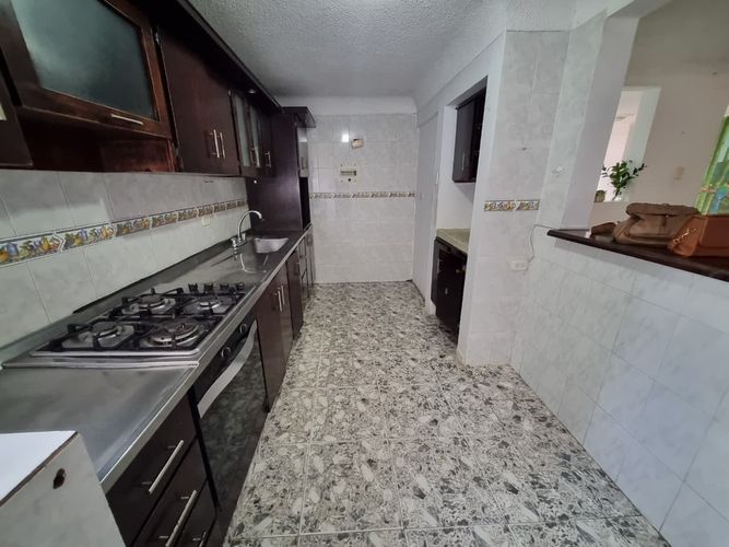 Casa de 5 alcobas en venta en Norte De Armenia, Armenia, 247 m² · foto 11 de 24