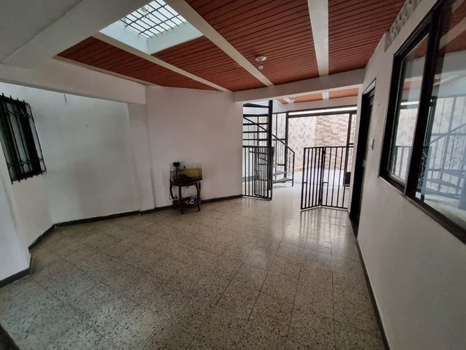 Casa de 5 alcobas en venta en Norte De Armenia, Armenia, 247 m² · foto 6 de 24