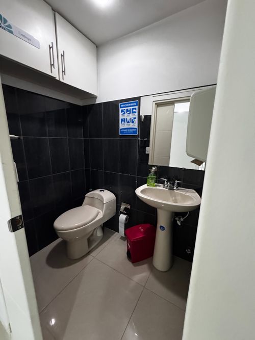 Oficina en venta en Santa Monica, Cali, 45 m² · foto 6 de 24