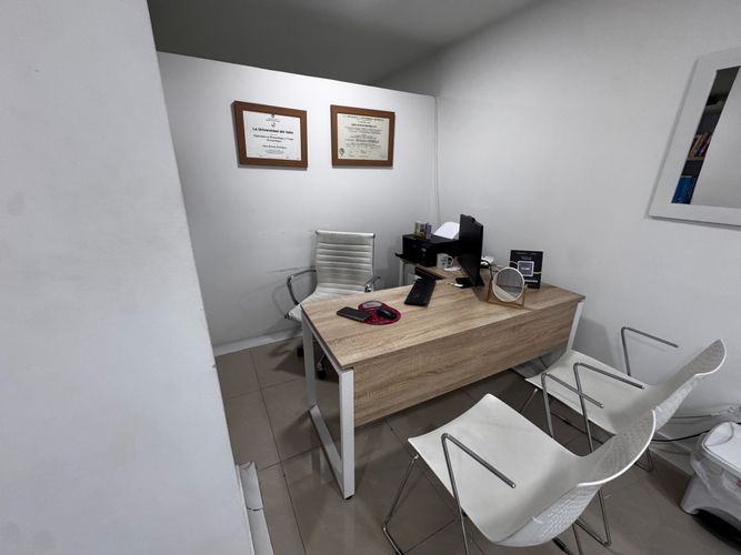 Oficina en venta en Santa Monica, Cali, 45 m² · foto 8 de 24
