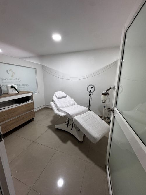 Oficina en venta en Santa Monica, Cali, 45 m² · foto 11 de 24