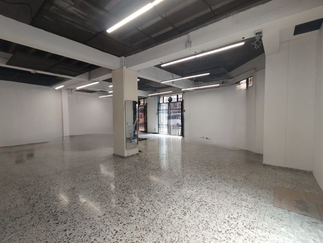 Local en arriendo en La Candelaria, Medellín, 165 m² · foto 9 de 14