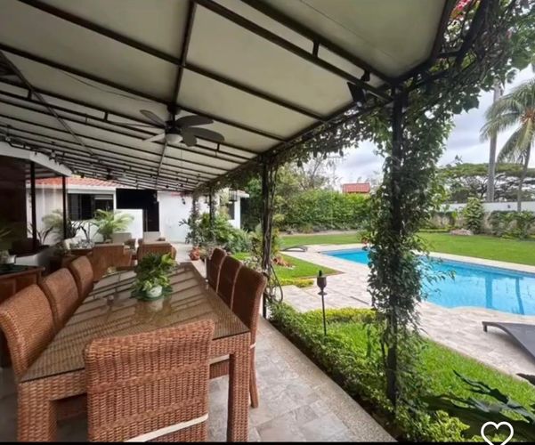 Casa de 5 alcobas en venta en Samanes De Los Trapiches, Villa del Rosario, 287 m² · foto 2 de 16