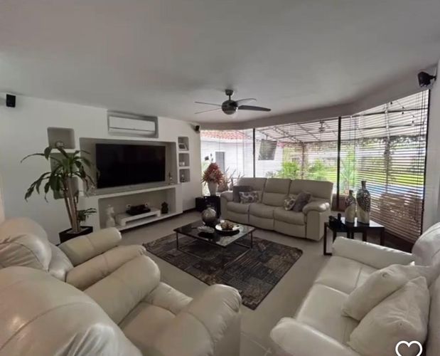Casa de 5 alcobas en venta en Samanes De Los Trapiches, Villa del Rosario, 287 m² · foto 9 de 16