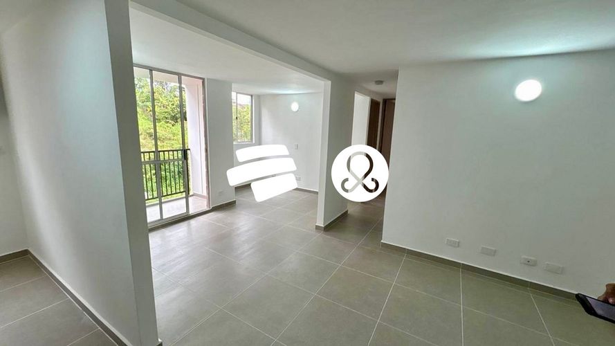 Apartamento de 2 alcobas en venta en El Porvenir, Rionegro, 54 m² · foto 2 de 20