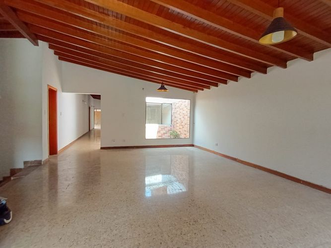 Oficina en arriendo en Laureles, Medellín, 270 m² · foto 9 de 17